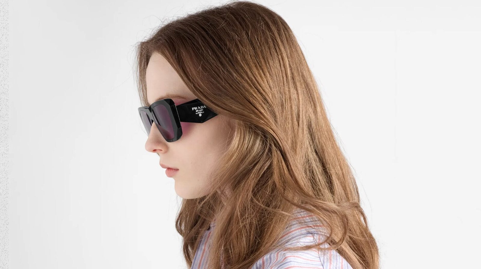 تقرير: META تتعاون مع PRADA أيضا لاطلاق نظارات ذكية جديدة. – Realm VR | عالم الواقع الإفتراضي